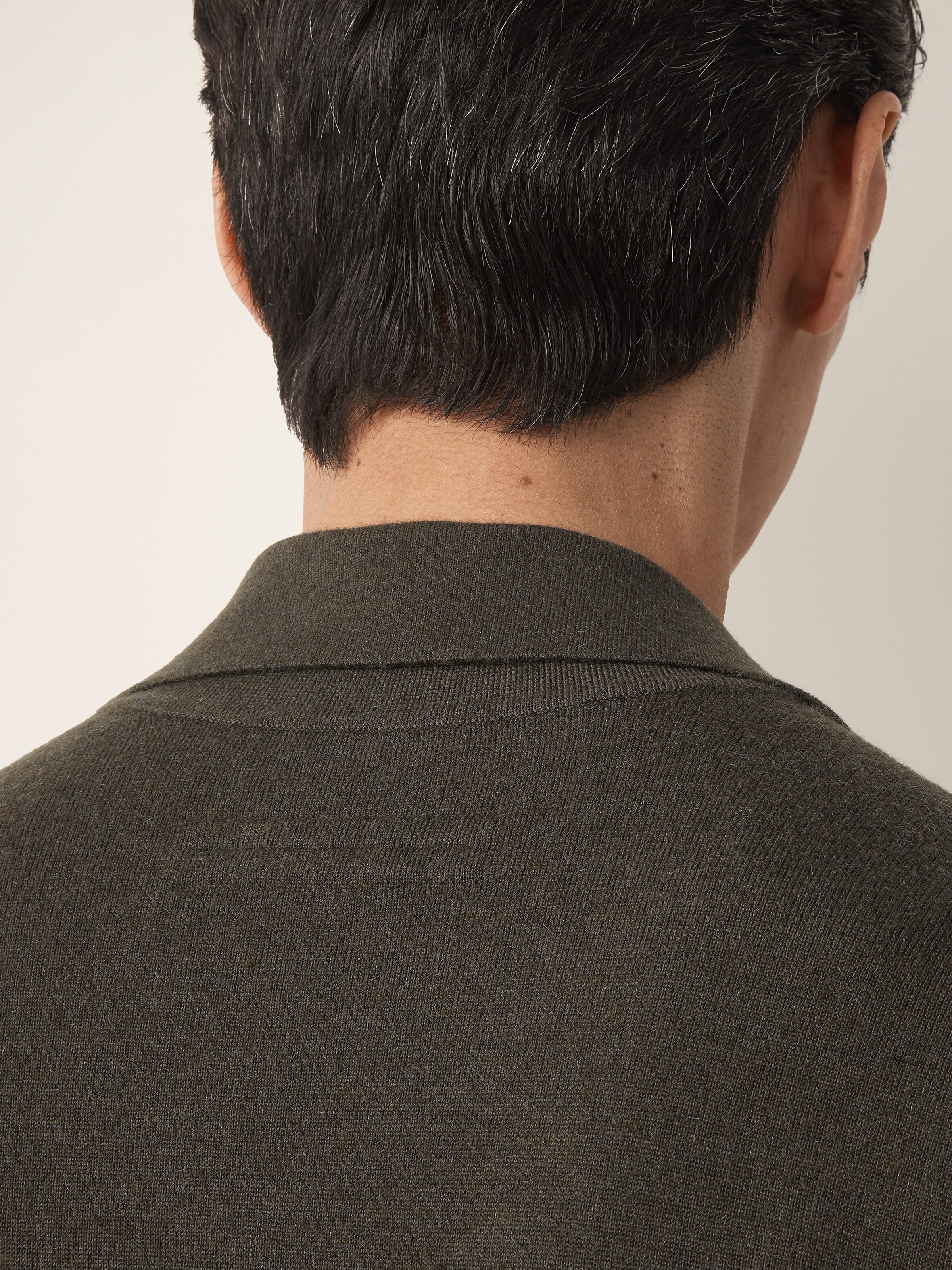 Dark Olive Green Oasi Cashmere Polo Shirt — alternate view